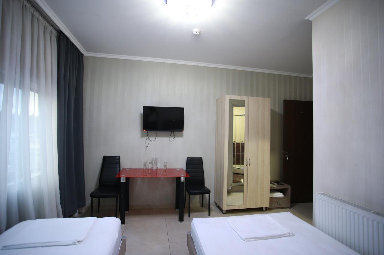Hotel Okriba Tiflis Dış mekan fotoğraf