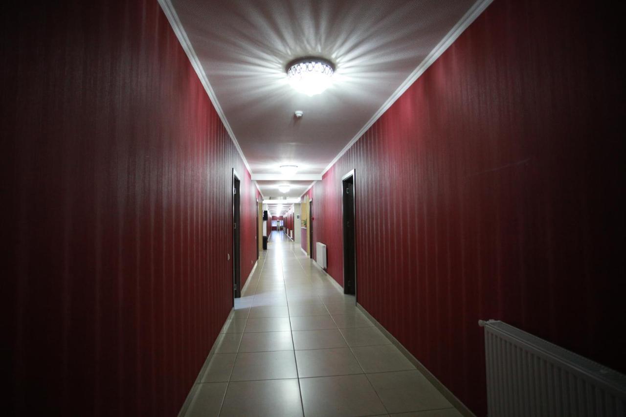 Hotel Okriba Tiflis Dış mekan fotoğraf