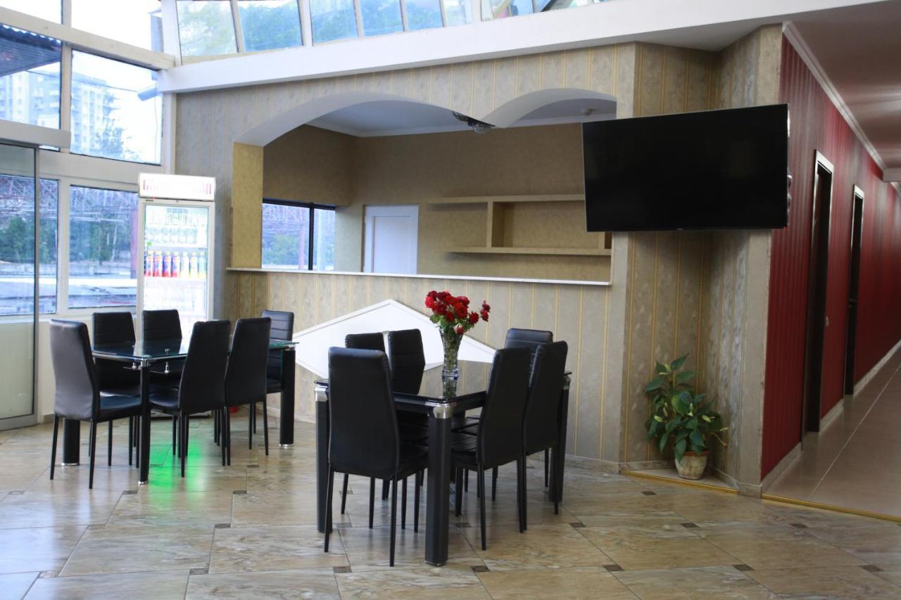 Hotel Okriba Tiflis Dış mekan fotoğraf