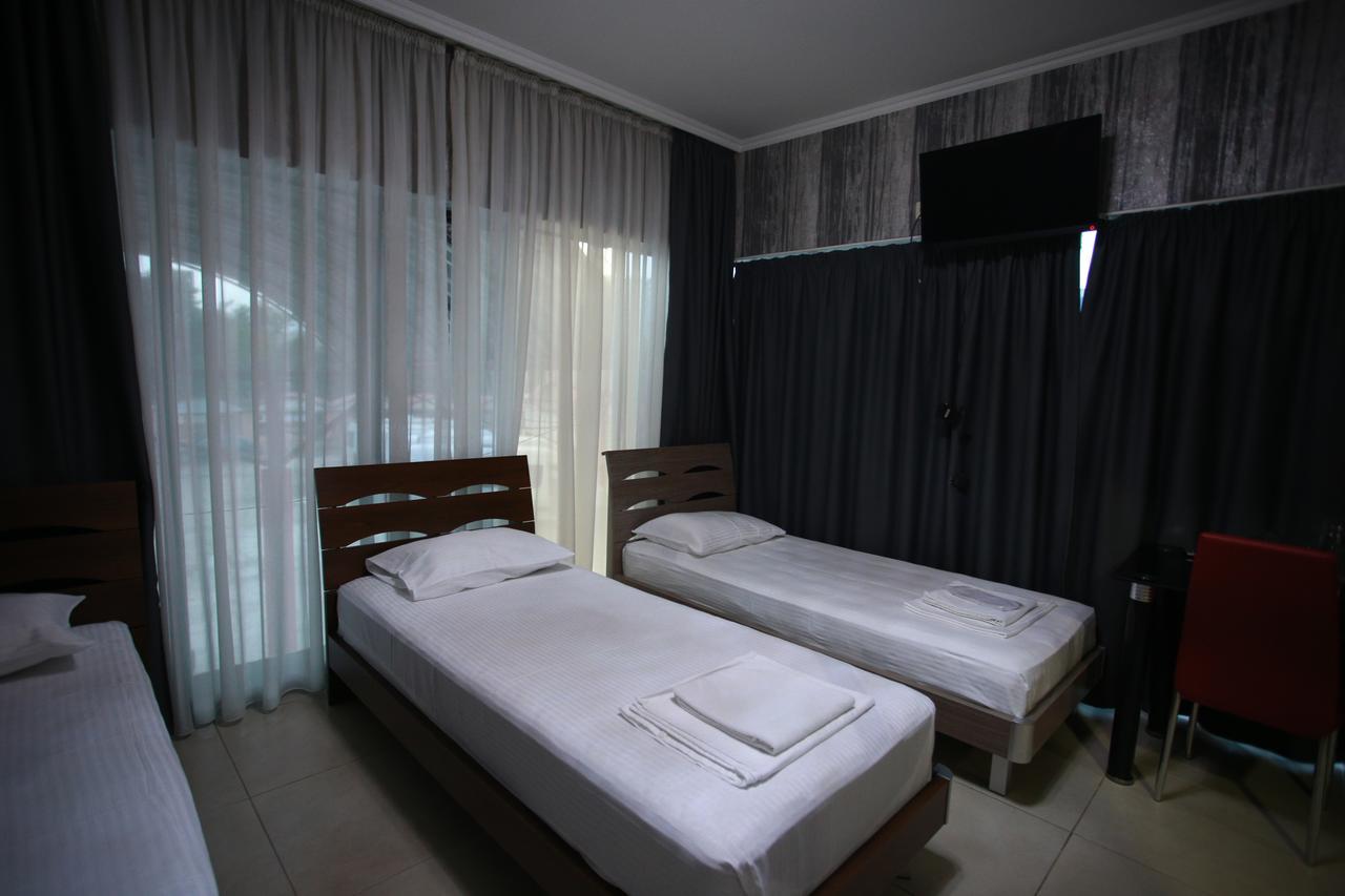 Hotel Okriba Tiflis Dış mekan fotoğraf