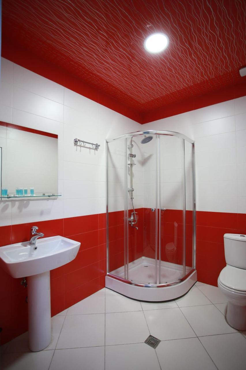 Hotel Okriba Tiflis Dış mekan fotoğraf